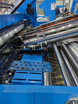 ความเร็วสูง 5 Ply Servo การควบคุมแผ่นเพื่อแผ่นเครื่อง laminating สําหรับ corrugated และกระดาษกระดาษผสม