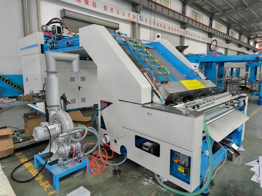 เครื่องลามิเนเตอร์ฟลิวท์ความเร็วสูง ด้วยเทคโนโลยีการแก้ไขการทํางานอัตโนมัติ GFS1500 สําหรับการลามิเนชั่นแบบคลื่น