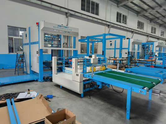 การผลิตกระดาษกระดาษ corrugated ความเร็วสูง อัตโนมัติ Stacker เครื่องกับลามิเนเตอร์ฟลอยต์ Stacking อัตโนมัติเต็ม