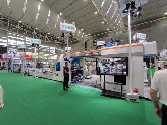 เครื่องลามิเนตแบบแผ่นต่อแผ่น 5 ชั้นความแม่นยำสูงสำหรับกระดาษลูกฟูก พร้อมระบบควบคุมและแก้ไขเซอร์โวอัตโนมัติ